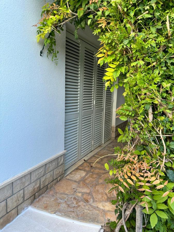 Apartments Villa Ohana Kastela Luaran gambar