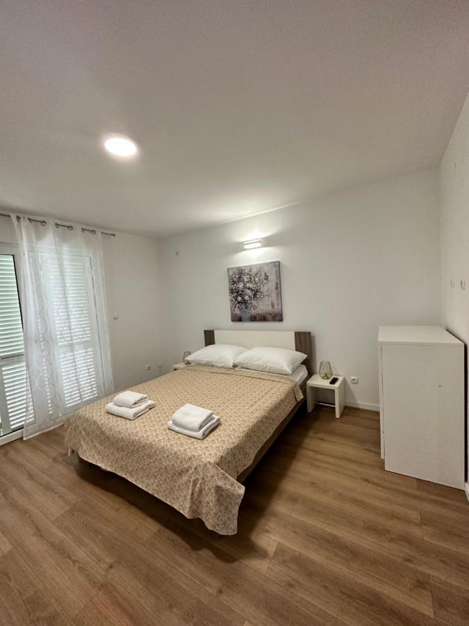 Apartments Villa Ohana Kastela Luaran gambar