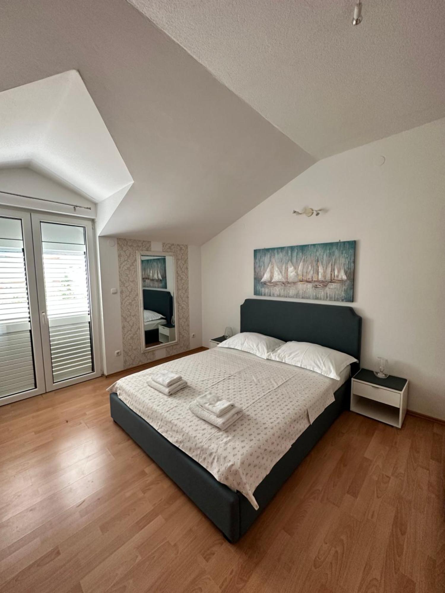 Apartments Villa Ohana Kastela Luaran gambar